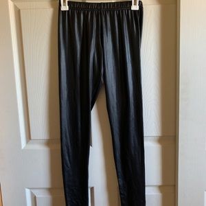 Black fraud leather leggings